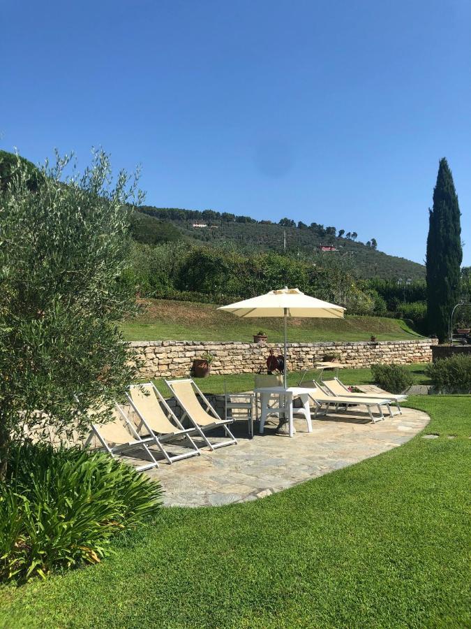 Il Giardino Di Flora Hotell Buti Exteriör bild